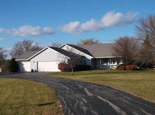 4328 W Plymouth Church Rd, Beloit, WI 53511