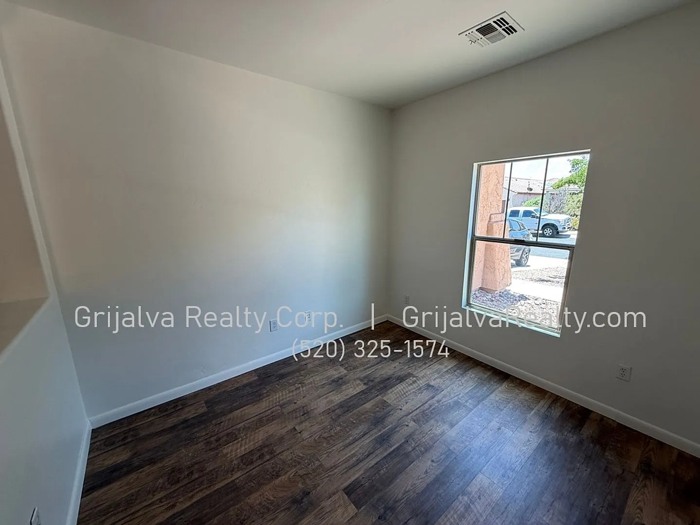 Beautiful 3-Bedroom Rancho Sahuarita Home For Rent *Move-In Special* (Pima Mine Rd/Rancho Sahuarita) — Photo 3