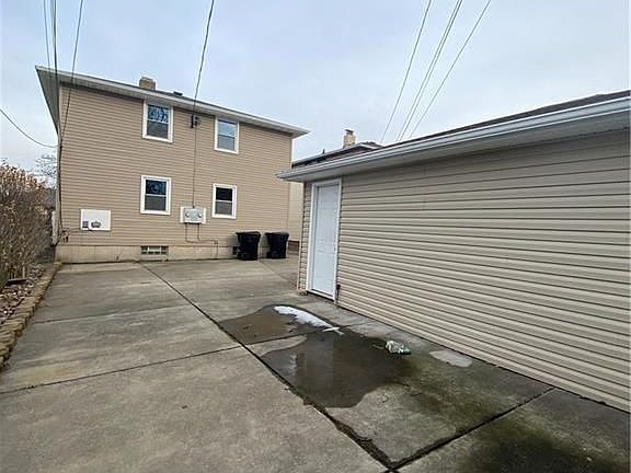 2nd image of 182 Lyndale Ave