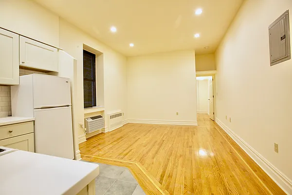 Rented by J & L Holding Corporation | media 1