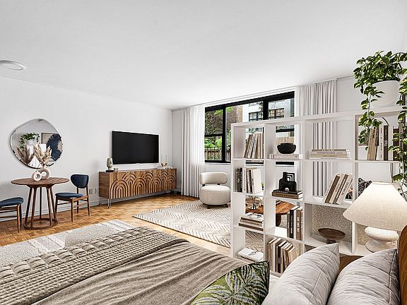4th image of 225 W 70th St APT 1B