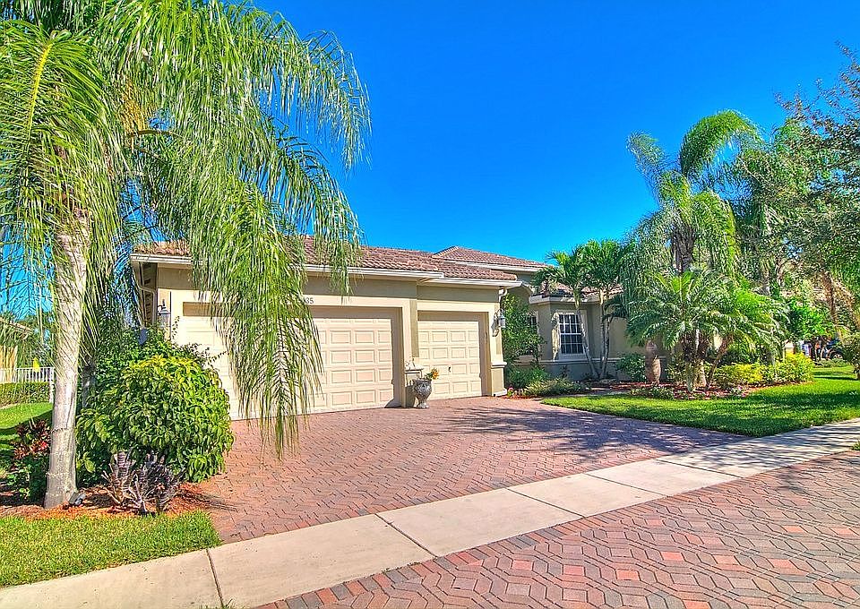 1st image of 19435 N Coquina Way