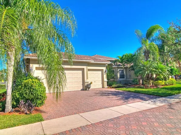 19435 N Coquina Way, Fort Lauderdale, FL 33332
