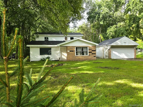 3416 Willard Rd, Birch Run, MI 48415