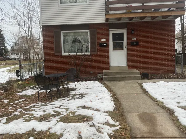5832-5834 N 92nd St, Milwaukee, WI 53225