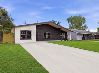 5603 Rue St, Houston, TX 77033