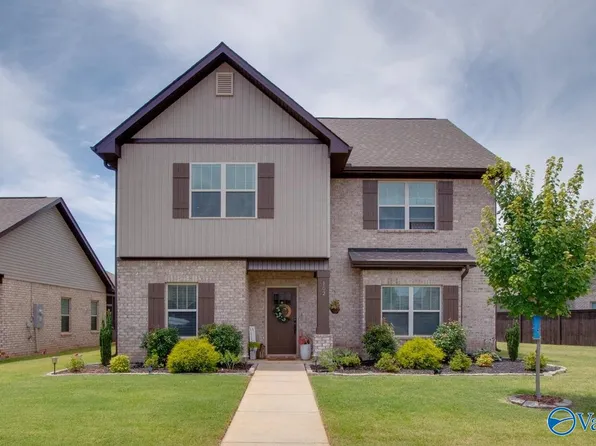 102 Sartain St, New Market, AL 35761