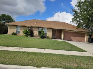 116 E Blancas Dr, Copperas Cove, TX 76522