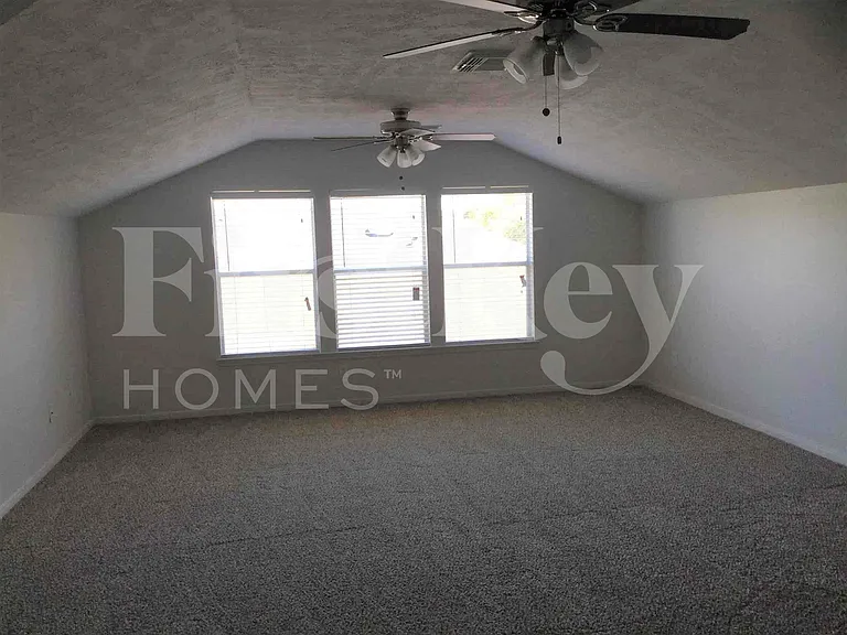 21735 Orange Maple Ct — Photo 2