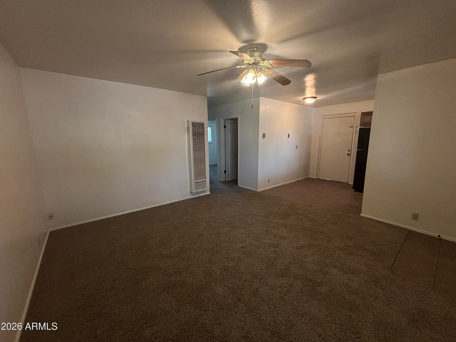 2 bed, 1.0 bath, 768 sqft, $1,295 — Photo 2