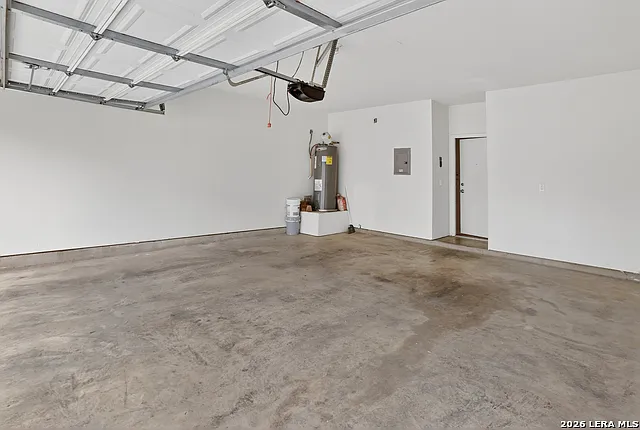2608 Grayson Way — Photo 27