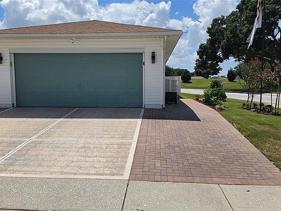 3rd image of 3705 HIGHLAND FAIRWAYS BOULEVARD