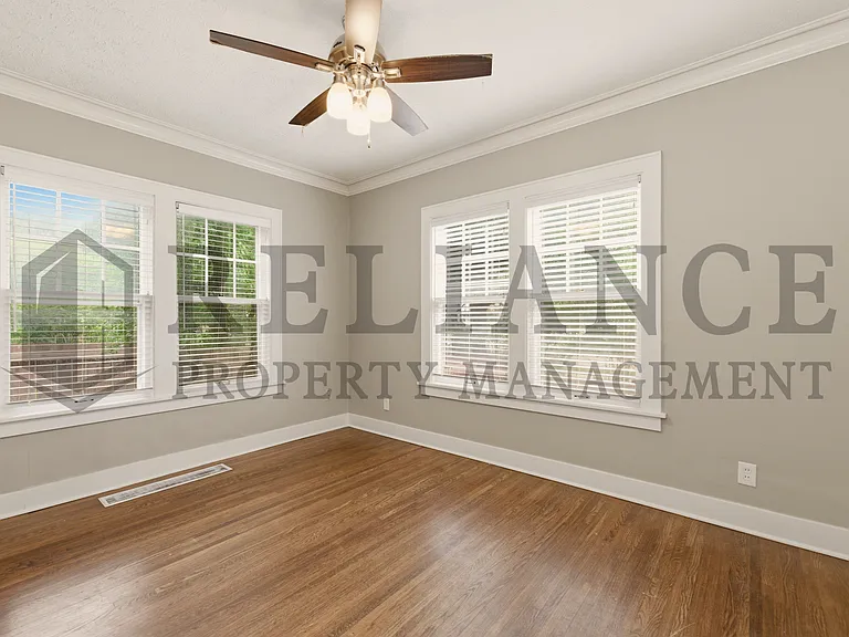 101 N Belmont Ave — Photo 19