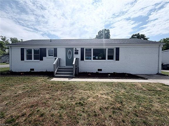 2nd image of 1815 Gildner Rd