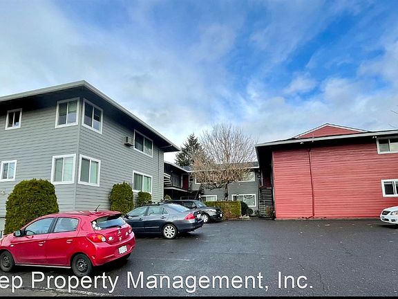 2nd image of 9035 SE Stark St #11631964