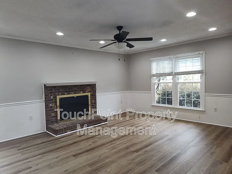 7413 Doves Nest Cir — Photo 13