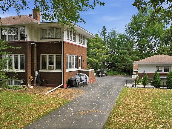 2nd image of 215 W Prospect Street