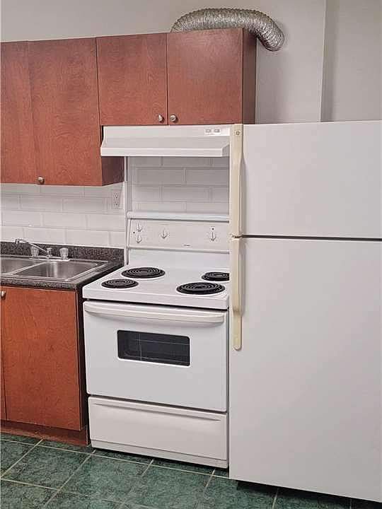 164 Prescott Ave, Toronto, ON M6N 3H1 Zillow