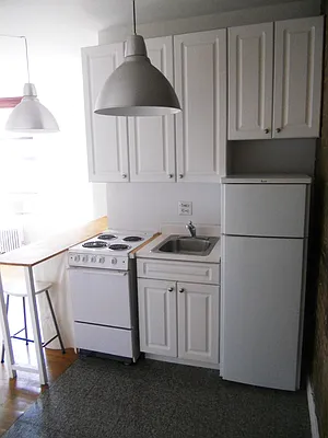 Rented by Sky Management | media 32