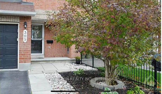 395 Statewood Dr — Photo 2
