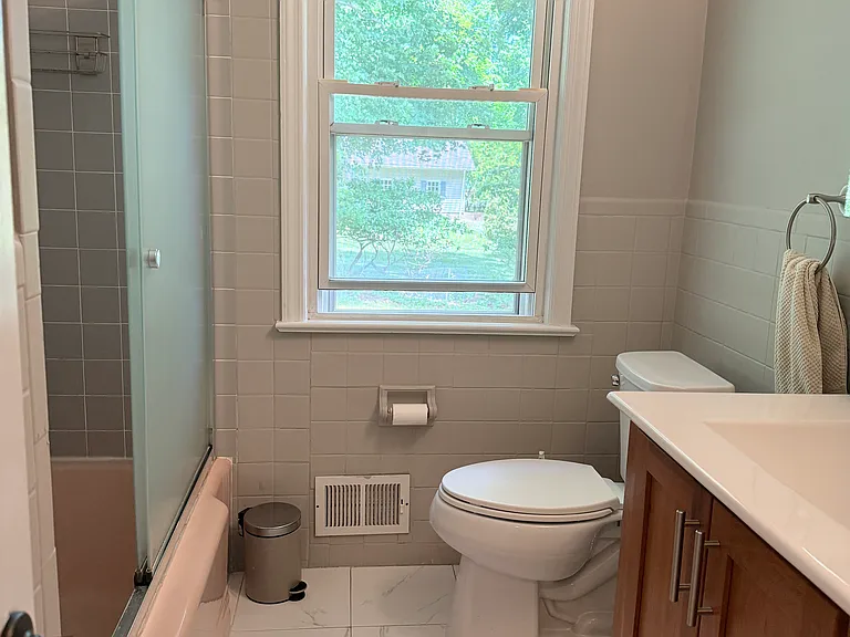 180 W Orchard St #1 — Photo 6