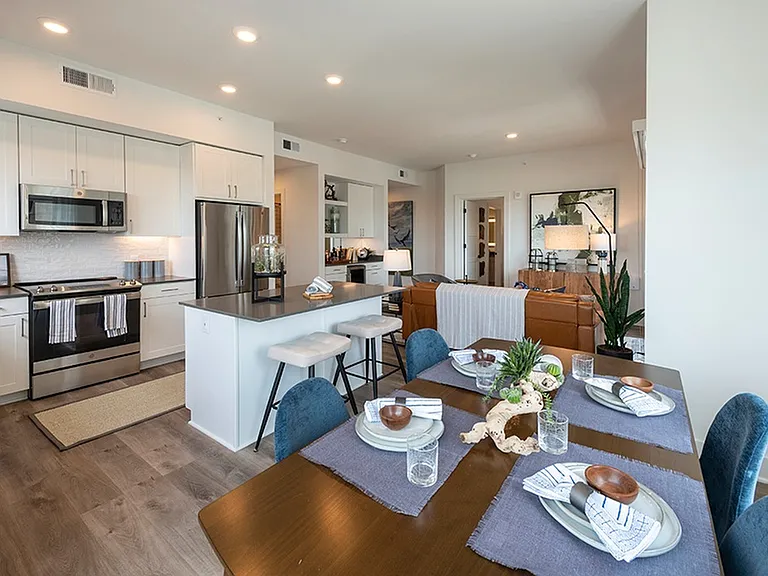 Pearl Rosemont — Photo 35