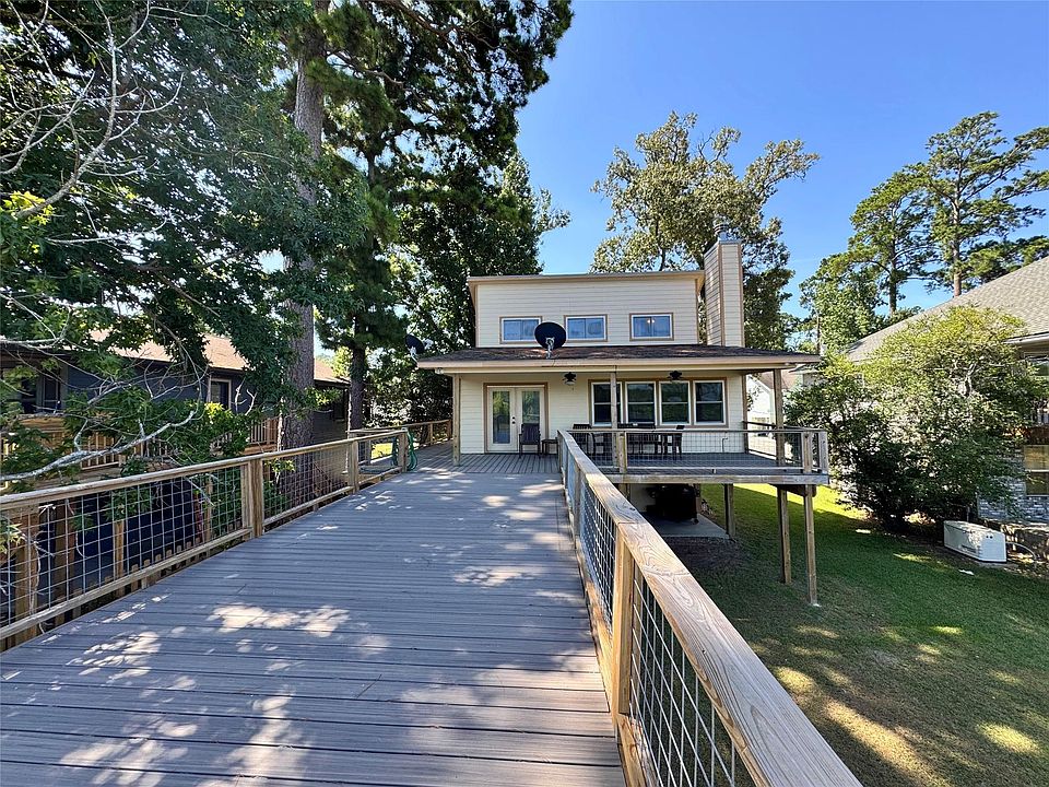 1st image of 83 Lakeside
