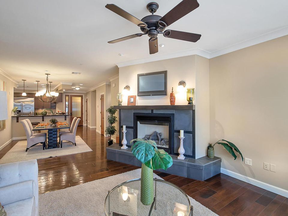 1st image of 4909 N Woodmere Fairway Unit 1008