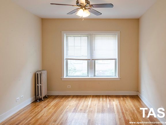 3rd image of 1920 W Winona St #1