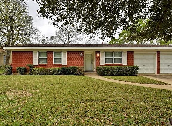 3rd image of 11512 Oak Trl