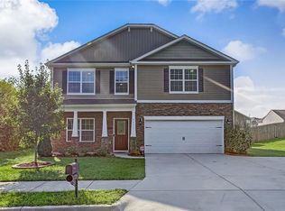 3291 Grandview Club Rd, Winston Salem, NC 27040