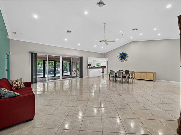 5th image of 10405 Canoe Brook Circle