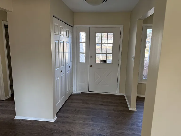 1431 Brookwood Cir — Photo 3