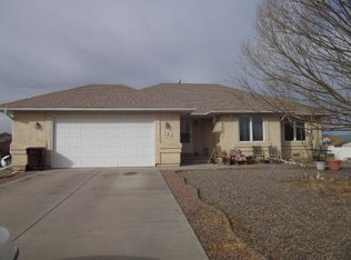 123 W Jasper Dr, Pueblo West, CO 81007