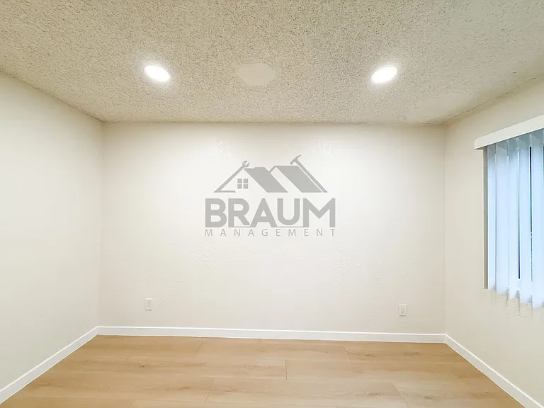 4636 LAUREL CANYON, LLC — Photo 26