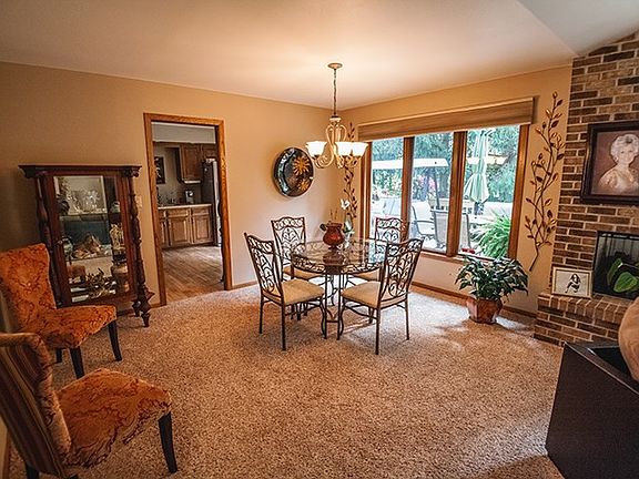4th image of 5901 Churchview Dr #L