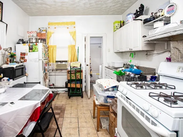 446 West Side Avenue image 22 of 38