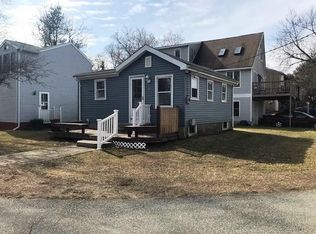 23 Sheffield St, Warwick, RI 02889