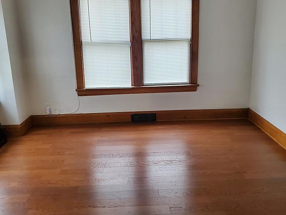 5th image of 37 N Schenley Ave
