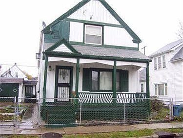 1st image of 1033 E 77th St