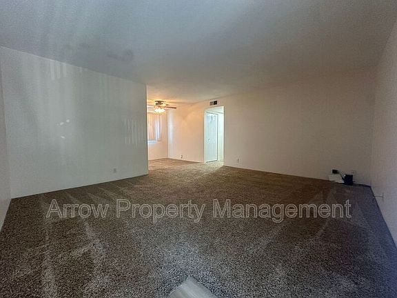 4th image of 2201 S 10th St Unit 304