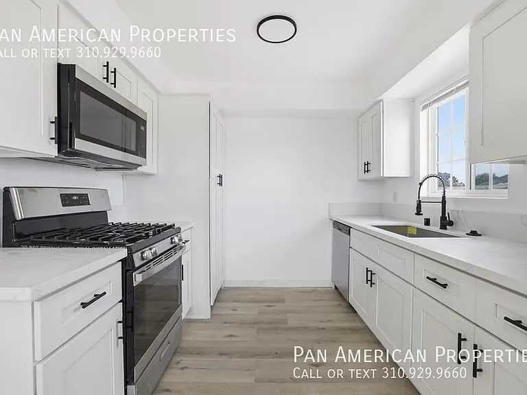 10019 Flora Vista St #2B — Photo 11