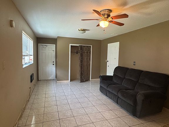 4th image of 1640 NE 32nd Ct