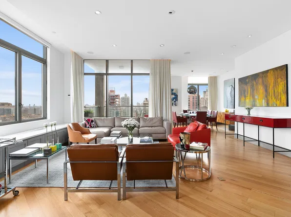 556 Third Avenue image 1 of 27