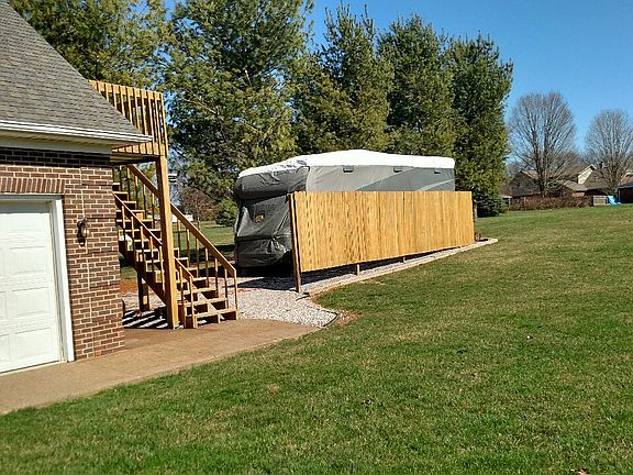 3rd image of 119 Meadow View Dr