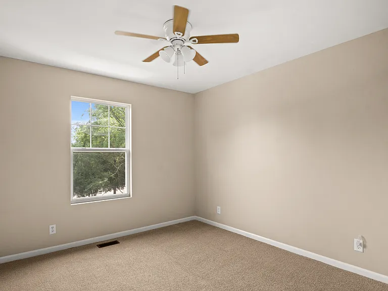 6N335 Whitmore Cir #D — Photo 13
