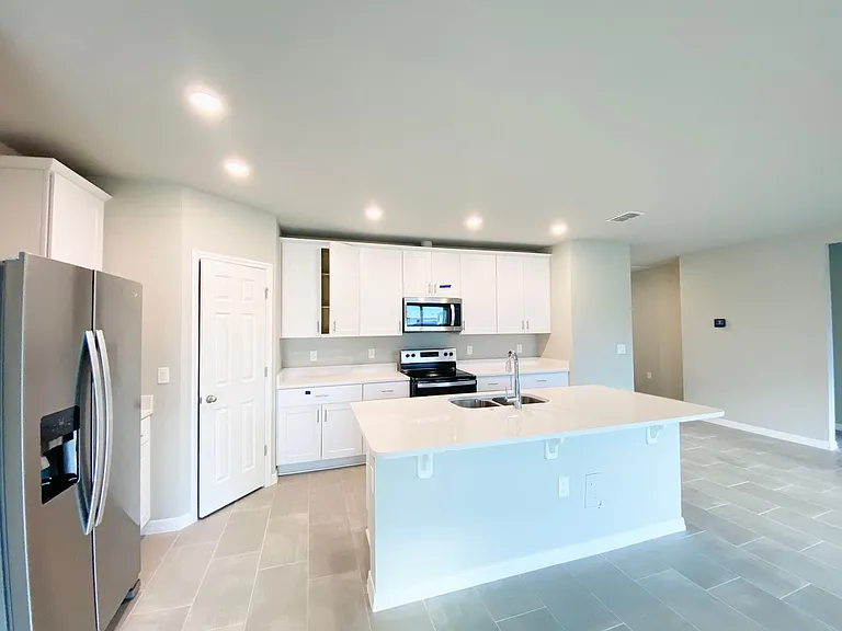 572 Sun Warbler Way — Photo 5