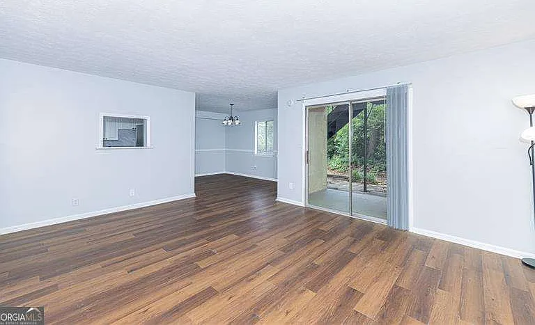 2398 Lawrenceville Hwy #H-U — Photo 5