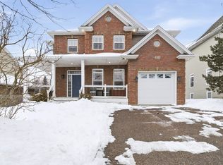 378 Portland Hills Dr, Dartmouth, NS B2W6R3