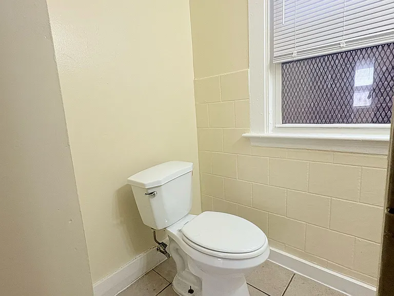 534 Whalley Ave #1RR — Photo 7